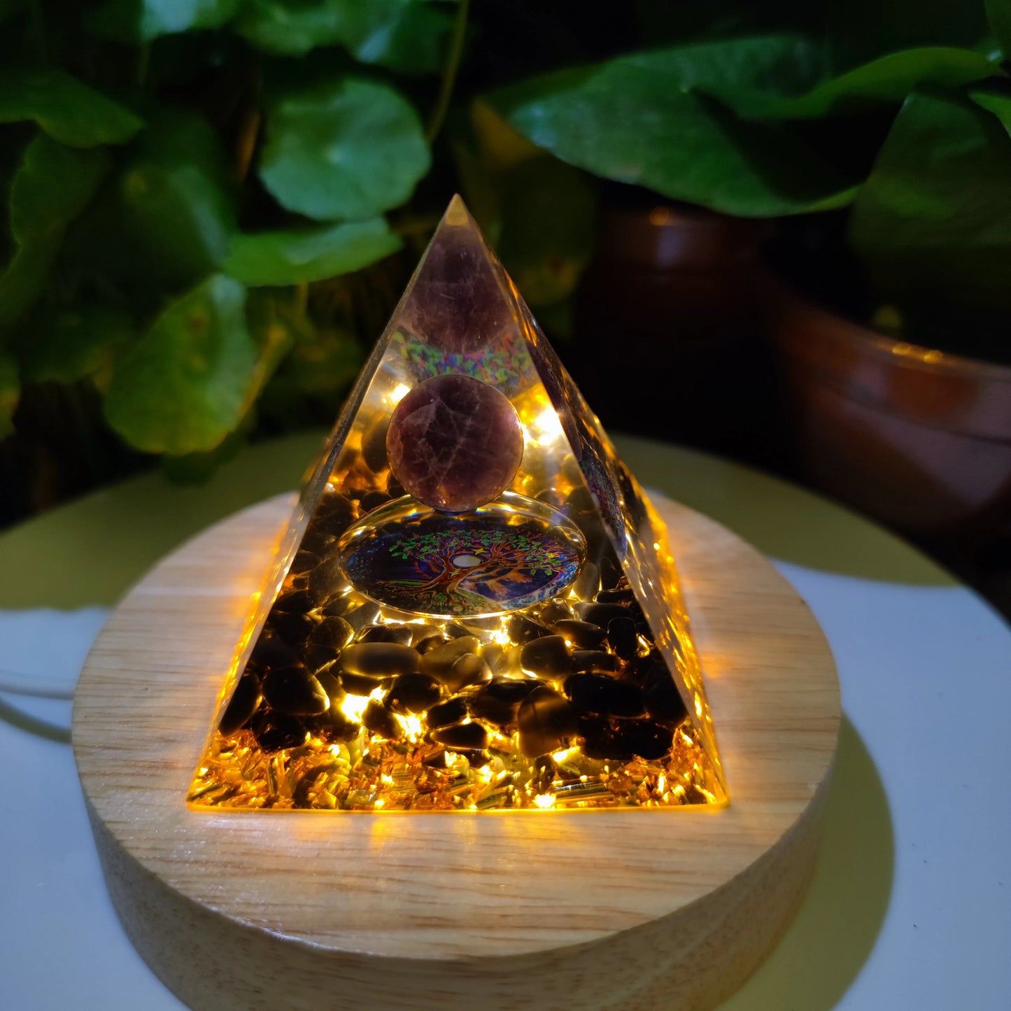 Natural Tiger Eye Orgonite Pyramid Healing Crystals Energy Generator Reiki Chakra Multiplier Orgone Amethyst Meditation Stone5X5